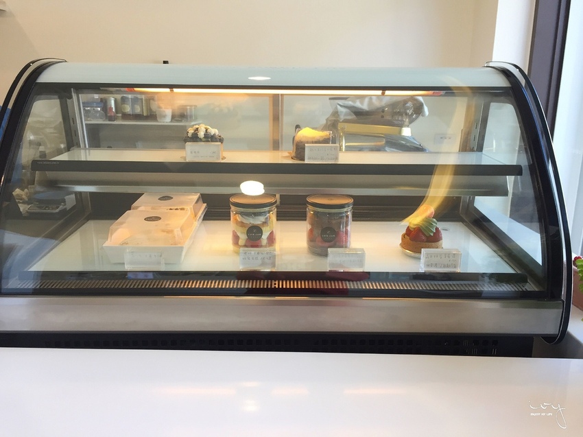 台南北區早午餐咖啡廳推薦，噠慷咖啡館cafe.com|