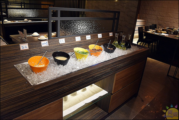 悅上引鍋物料理:台中鍋物推薦。悅上引海鮮和牛鍋物。精緻鍋物高檔食材老饕最愛@sunny吃喝遊樂