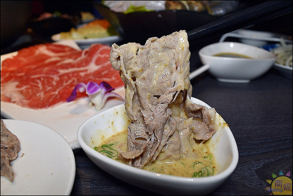 悅上引鍋物料理:台中鍋物推薦。悅上引海鮮和牛鍋物。精緻鍋物高檔食材老饕最愛@sunny吃喝遊樂