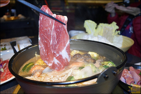 悅上引鍋物料理:台中鍋物推薦。悅上引海鮮和牛鍋物。精緻鍋物高檔食材老饕最愛@sunny吃喝遊樂