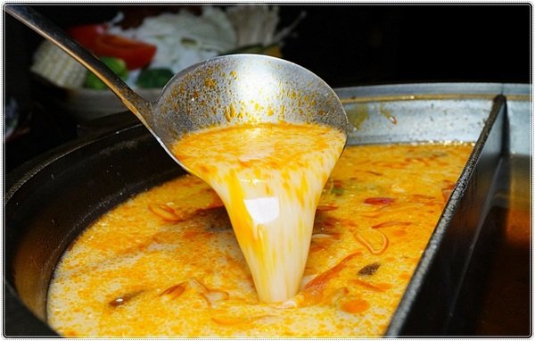 悅上引鍋物料理：台中西屯』悅上引鍋物料理║秋紅谷美食。嚴選精緻食材，平日全面餐點79折、啤酒買一送一透沁涼