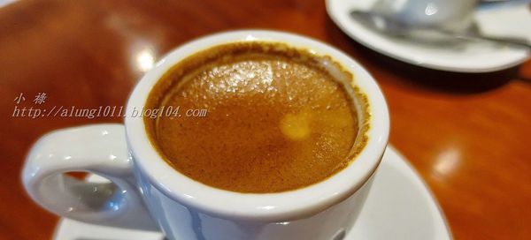 唇義義大利餐酒館：愛上義大利的食物就從這裡開始~   ..台南唇義義大利餐酒館