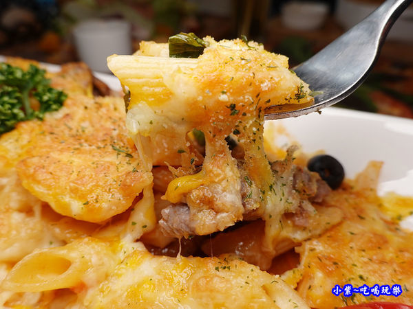 焗烤茄汁小牛筆管麵(加麵)-洋城義大利餐廳慶城店 (4).jpg