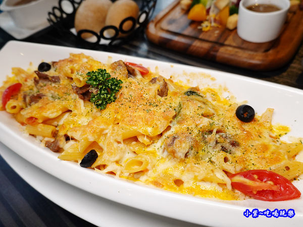 焗烤茄汁小牛筆管麵(加麵)-洋城義大利餐廳慶城店 (3).jpg