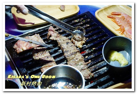 新村韓式鐵桶烤肉:市府站燒肉.真正原汁原味站著吃的韓國人氣烤肉店新鮮來台──新村烤肉