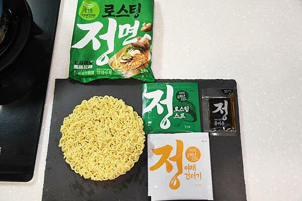 台北市中山區最像現煮的口感泡麵，採用專利技術、達到生麵口感～【Pulmuone圃美多】四款泡麵一次開箱～哪裡買的到？全聯