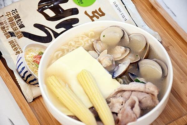 台北市中山區最像現煮的口感泡麵，採用專利技術、達到生麵口感～【Pulmuone圃美多】四款泡麵一次開箱～哪裡買的到？全聯