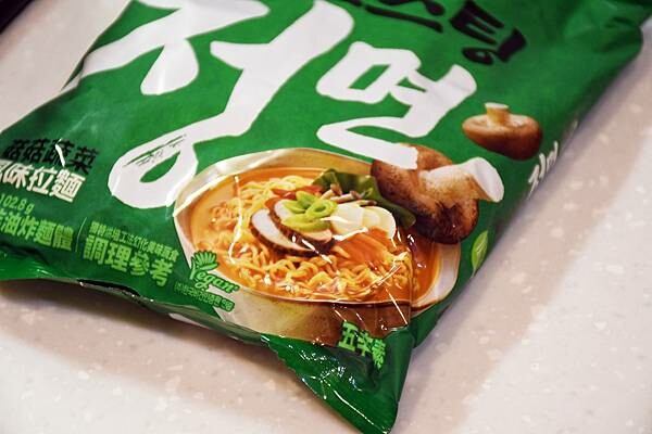 台北市中山區最像現煮的口感泡麵，採用專利技術、達到生麵口感～【Pulmuone圃美多】四款泡麵一次開箱～哪裡買的到？全聯