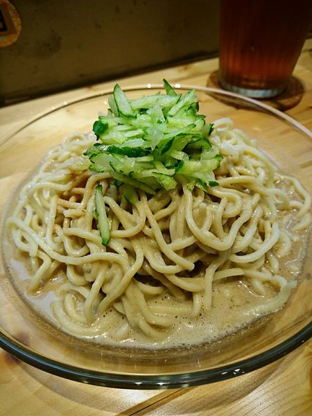 19420756_1547445195287164_6779258161947725088_n