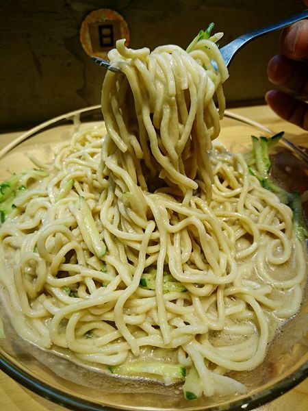 19400138_1547445391953811_1189796221598489026_n