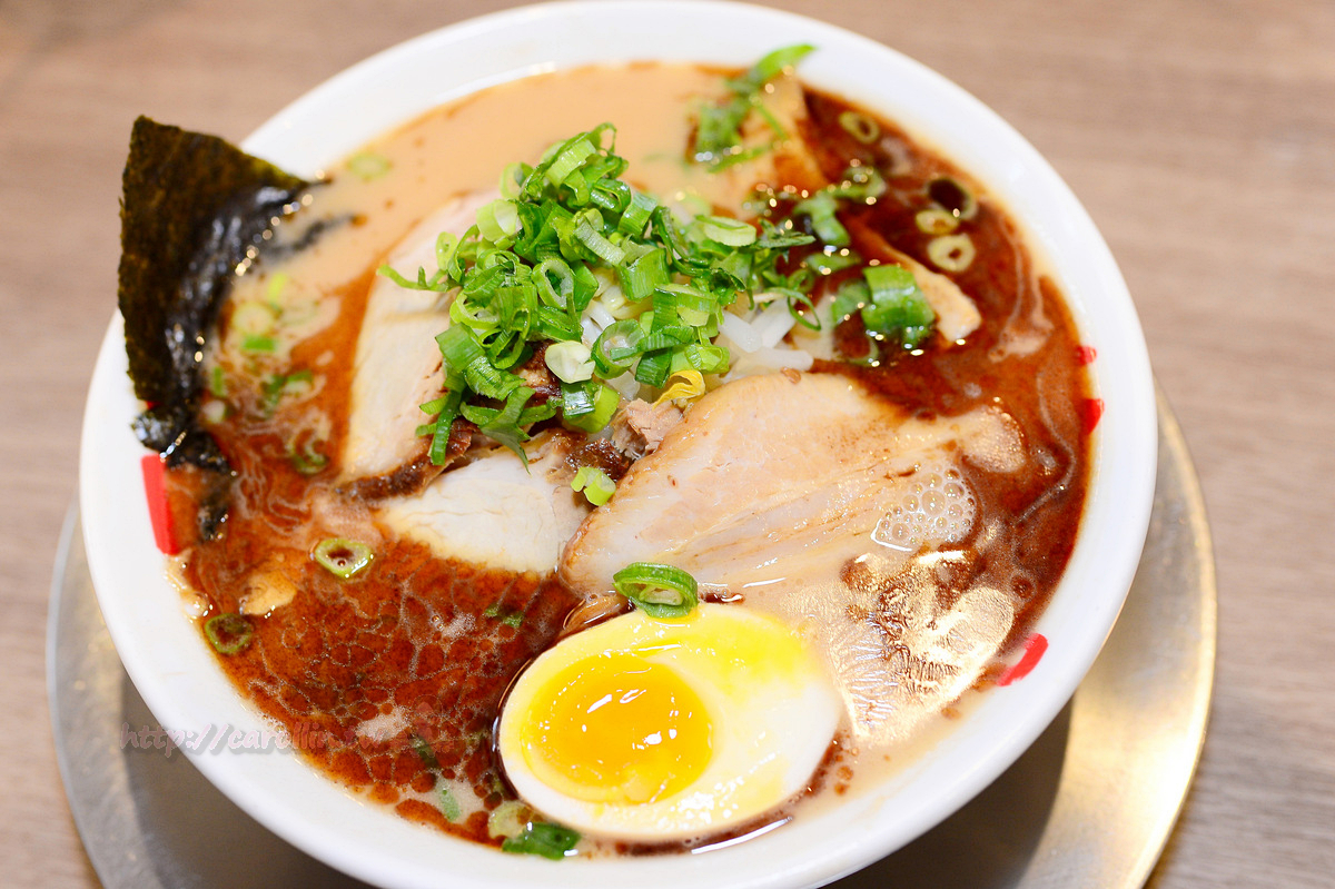 【美食】台北。信義區《玩笑亭 Nantsuttei》ATT 4 Fun 重新開幕 - 卡琳。摸魚兒趣