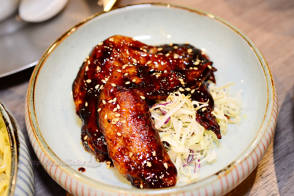 【美食】台北。信義區《玩笑亭 Nantsuttei》ATT 4 Fun 重新開幕 - 卡琳。摸魚兒趣