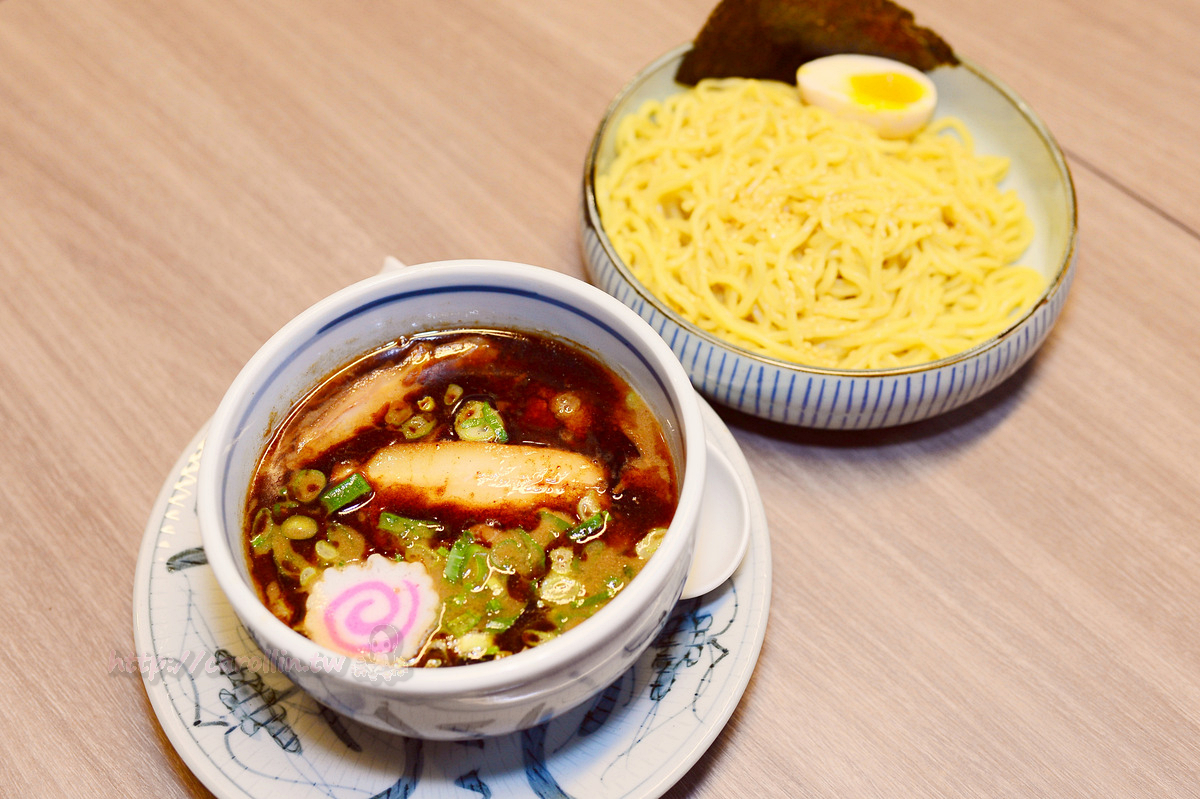 【美食】台北。信義區《玩笑亭 Nantsuttei》ATT 4 Fun 重新開幕 - 卡琳。摸魚兒趣