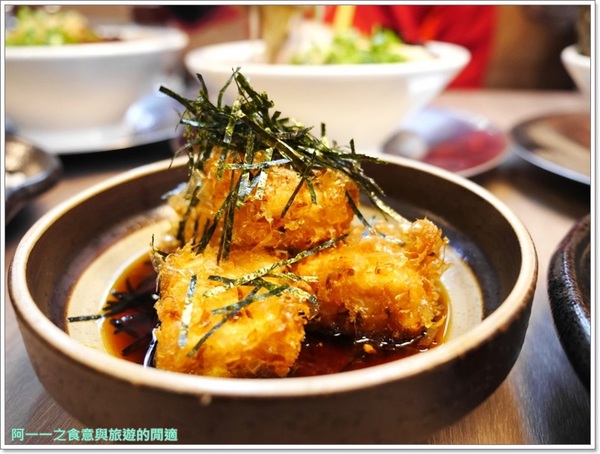 玩笑亭 Nantsuttei:台北信義區美食 玩笑亭拉麵~料理東西軍黑蒜香油拉麵 玩笑亭 Nantsuttei:台北信義區美食 玩笑亭拉麵~料理東西軍黑蒜香油拉麵