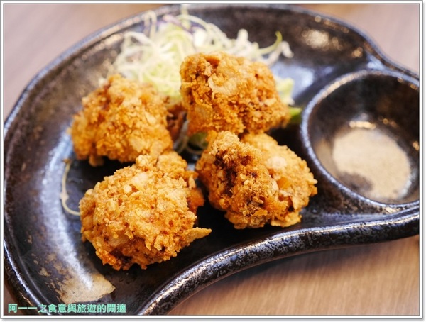 玩笑亭 Nantsuttei:台北信義區美食 玩笑亭拉麵~料理東西軍黑蒜香油拉麵 玩笑亭 Nantsuttei:台北信義區美食 玩笑亭拉麵~料理東西軍黑蒜香油拉麵