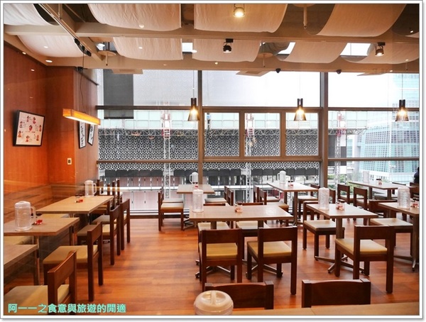 玩笑亭 Nantsuttei:台北信義區美食 玩笑亭拉麵~料理東西軍黑蒜香油拉麵 玩笑亭 Nantsuttei:台北信義區美食 玩笑亭拉麵~料理東西軍黑蒜香油拉麵