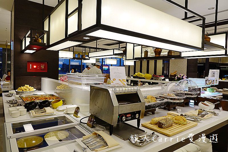 宜蘭悅川酒店(The Walden)【宜蘭住宿】～龜山島海景房‧親子套房專屬樓層‧最文青的圖書館飯店‧羅琳美食餐廳Buffet