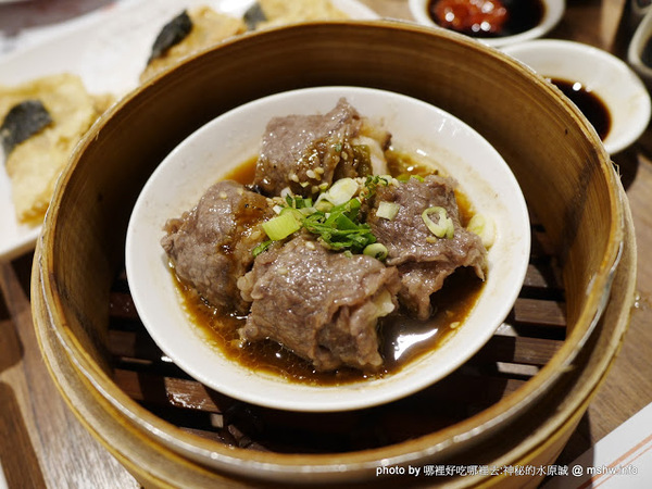 點點心台灣 Dimdimsum Taiwan(台中新光三越中港店)：【食記】台中點點心新光中港店 Dimdimsum Taiwan@西屯三越百貨-捷運新光遠百 : 口味不錯的港式點心,果然跟添好運有得拚