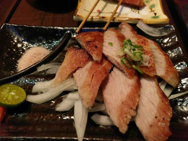深夜食堂：深夜食堂-新竹車站美食 宵夜良伴 串燒、烤物樣樣都美味 快找機會來新竹居酒屋