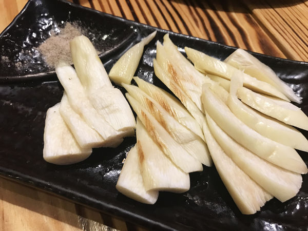 【深夜食堂】新竹東區 - 下班相揪去吃日式串燒燒酒!如家一般的宵夜居酒屋