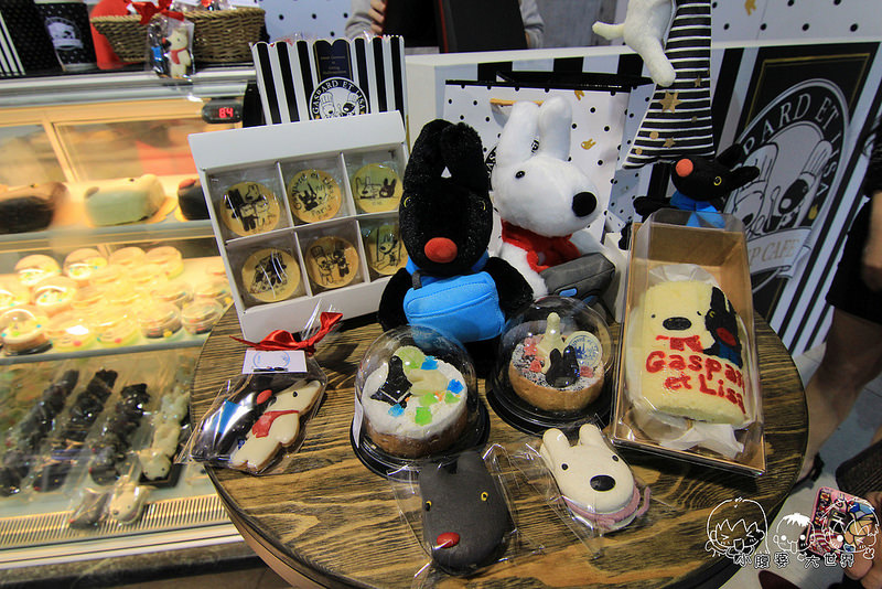 麗莎和卡斯柏2 064