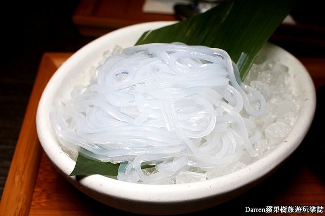 『桃園日本料理餐廳』山越壽司 村民食堂(含詳細菜單)★桃園藝文特區商圈美食餐廳/自然食材備長炭鹽燒鰹魚昆布湯頭優質日式鍋物