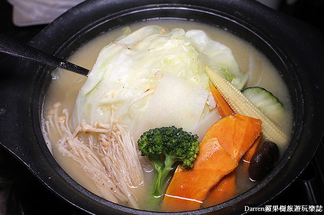 『桃園日本料理餐廳』山越壽司 村民食堂(含詳細菜單)★桃園藝文特區商圈美食餐廳/自然食材備長炭鹽燒鰹魚昆布湯頭優質日式鍋物