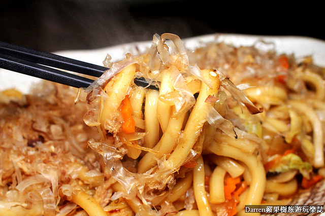 『桃園日本料理餐廳』山越壽司 村民食堂(含詳細菜單)★桃園藝文特區商圈美食餐廳/自然食材備長炭鹽燒鰹魚昆布湯頭優質日式鍋物