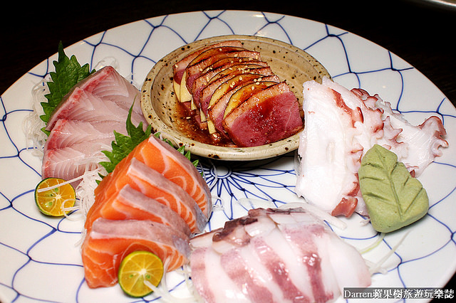 『桃園日本料理餐廳』山越壽司 村民食堂(含詳細菜單)★桃園藝文特區商圈美食餐廳/自然食材備長炭鹽燒鰹魚昆布湯頭優質日式鍋物