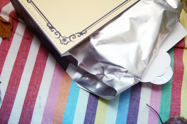 i3Fresh愛上新鮮：【宅配。伴手禮】i3Fresh愛上新鮮 皇家綜合軟式牛軋糖 皇家經典英式太妃糖 年節伴手禮推薦 辦公室零食