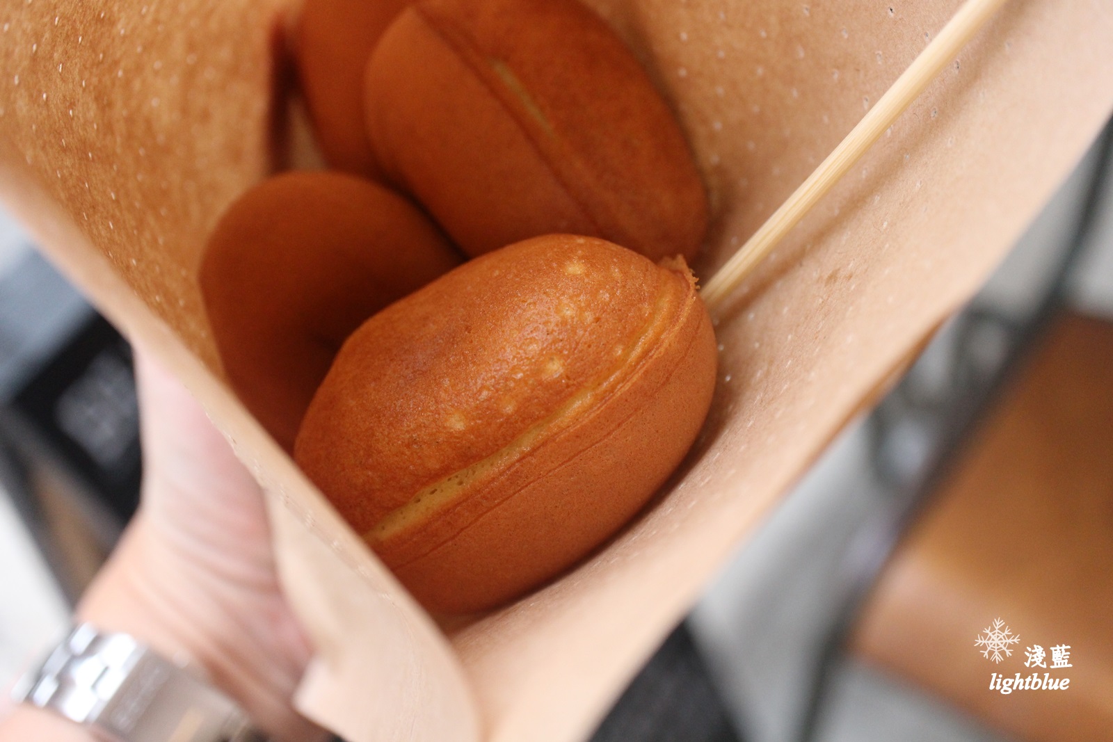 [ 小巨蛋站美食 ] 淺藍 × 旺來咖啡 wonlai coffee～咖啡店吃古早味雞蛋糕