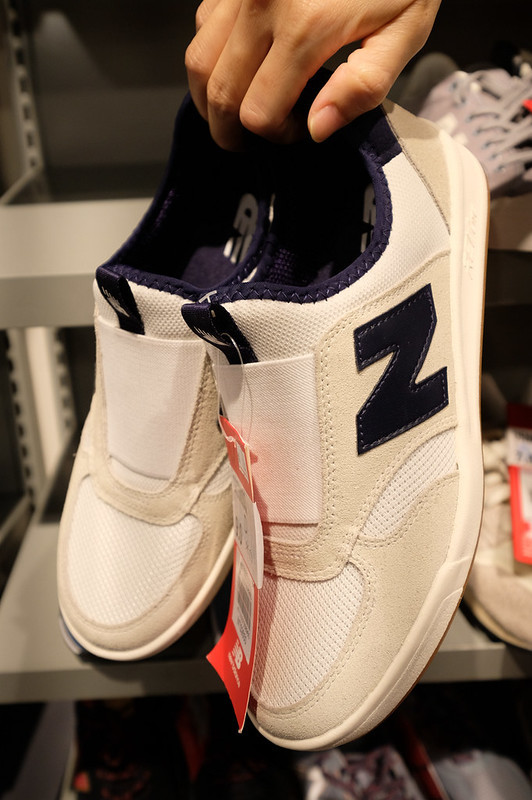 台中血拼,台中麗寶樂園活動,麗寶Outlet,麗寶優惠,麗寶必買,麗寶折扣,麗寶活動,麗寶美食,麗寶逛街,麗寶運動 @強生與小吠的Hyper人蔘~