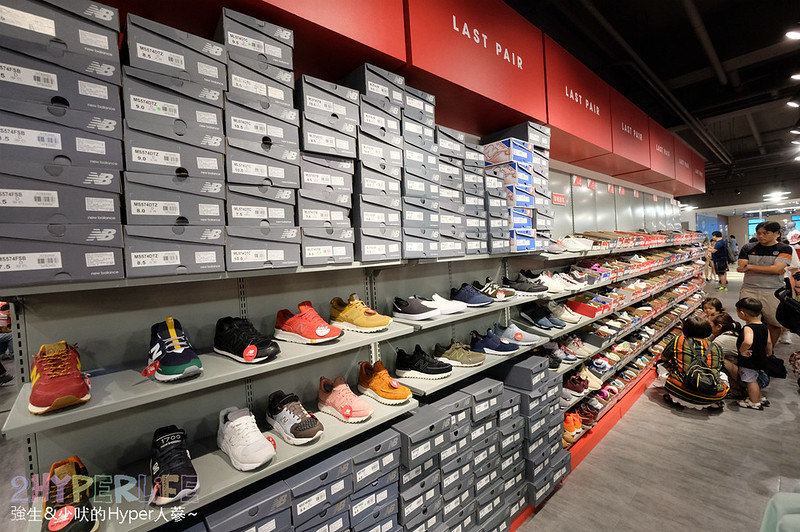 台中血拼,台中麗寶樂園活動,麗寶Outlet,麗寶優惠,麗寶必買,麗寶折扣,麗寶活動,麗寶美食,麗寶逛街,麗寶運動 @強生與小吠的Hyper人蔘~