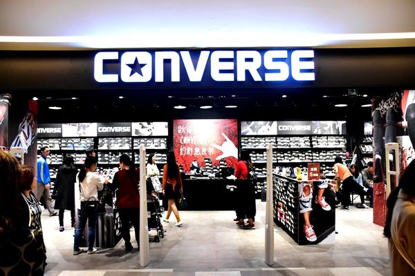 【台中。景點】后里 / 麗寶Outlet Mall，全台首創寵物樂園，全台最大摩天輪，試營運搶先逛 品牌美食 / 交通 / 營業時間