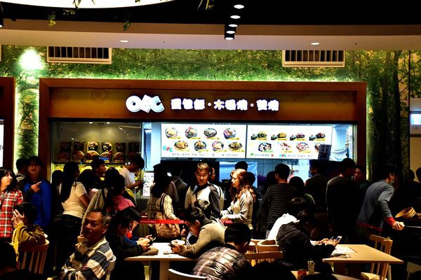 【台中。景點】后里 / 麗寶Outlet Mall，全台首創寵物樂園，全台最大摩天輪，試營運搶先逛 品牌美食 / 交通 / 營業時間