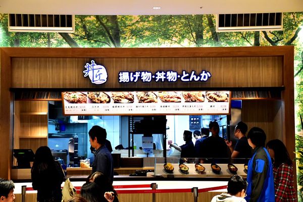 【台中。景點】后里 / 麗寶Outlet Mall，全台首創寵物樂園，全台最大摩天輪，試營運搶先逛 品牌美食 / 交通 / 營業時間