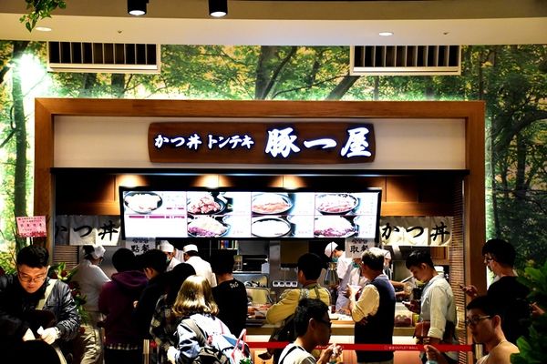 【台中。景點】后里 / 麗寶Outlet Mall，全台首創寵物樂園，全台最大摩天輪，試營運搶先逛 品牌美食 / 交通 / 營業時間