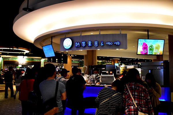 【台中。景點】后里 / 麗寶Outlet Mall，全台首創寵物樂園，全台最大摩天輪，試營運搶先逛 品牌美食 / 交通 / 營業時間