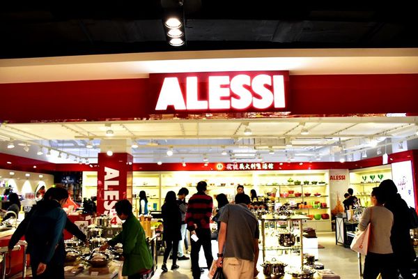 【台中。景點】后里 / 麗寶Outlet Mall，全台首創寵物樂園，全台最大摩天輪，試營運搶先逛 品牌美食 / 交通 / 營業時間