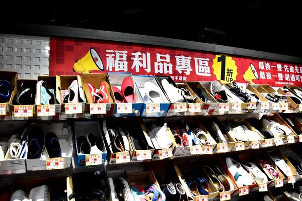 【台中。景點】后里 / 麗寶Outlet Mall，全台首創寵物樂園，全台最大摩天輪，試營運搶先逛 品牌美食 / 交通 / 營業時間