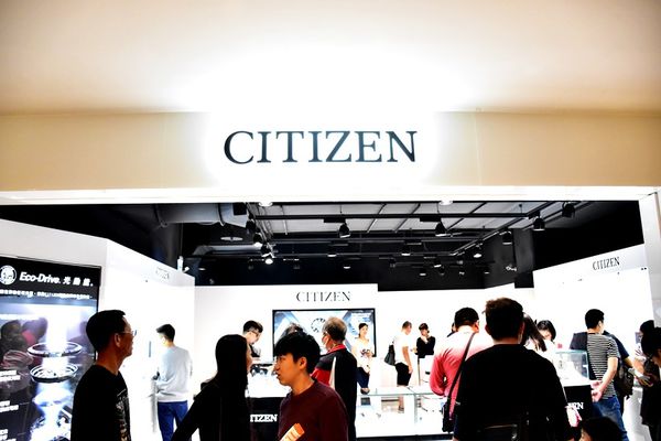 【台中。景點】后里 / 麗寶Outlet Mall，全台首創寵物樂園，全台最大摩天輪，試營運搶先逛 品牌美食 / 交通 / 營業時間