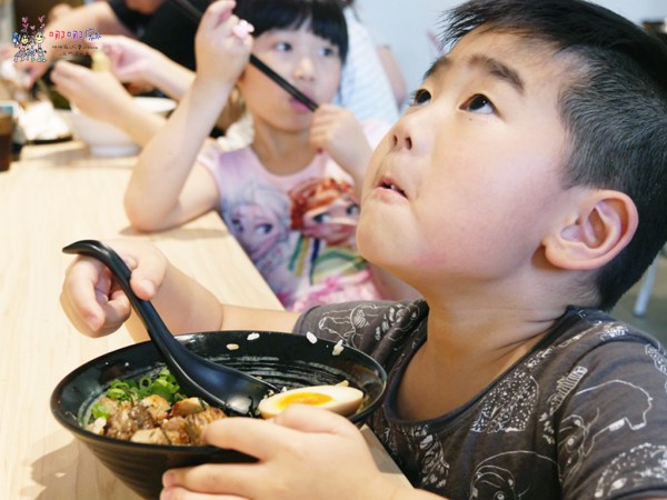 桃園美食,八德美食,豚戈屋台拉麵,拉麵,叉燒,日式料理,麵食