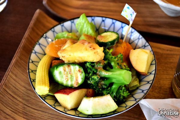 【南投。草屯】 小憩空間,早午餐/下午茶/輕食/鬆餅甜點,熱壓吐司,每日限定手作甜食,文創的雜貨小木屋