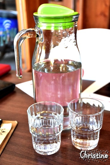 【南投。草屯】 小憩空間,早午餐/下午茶/輕食/鬆餅甜點,熱壓吐司,每日限定手作甜食,文創的雜貨小木屋