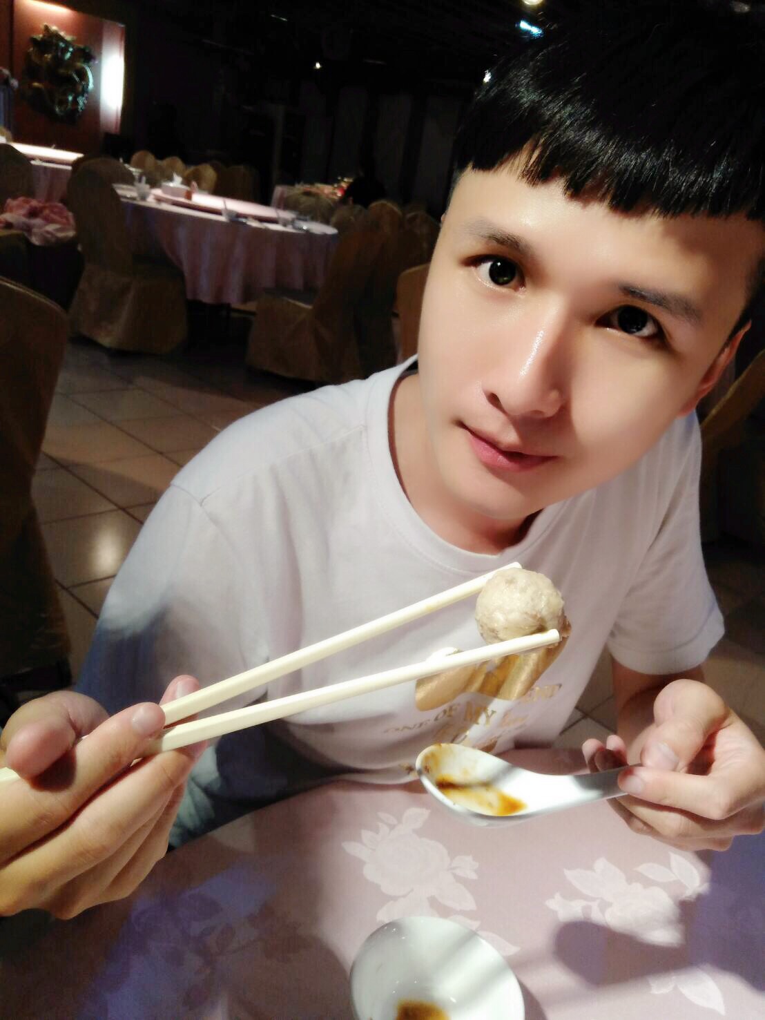 【廣香龍華樓餐廳_板橋港式飲茶_蒸籠火鍋】|台灣_新北市_板橋區_美味食記|板橋美食第5彈