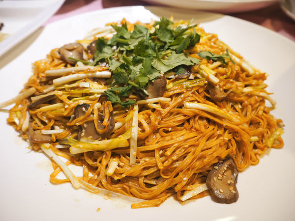 鮮草菇干燒伊麵 (3).JPG