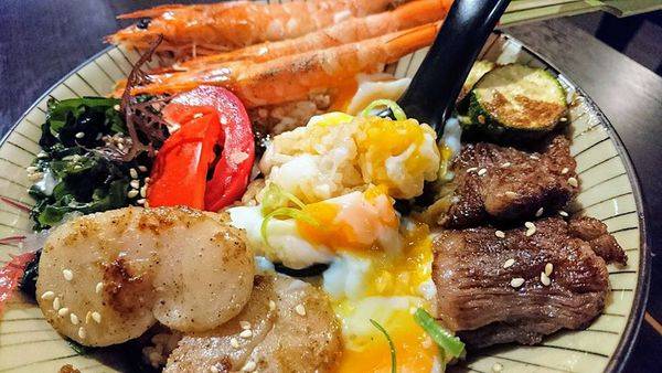 36822010_1948439115187768_6954492327939276800_n