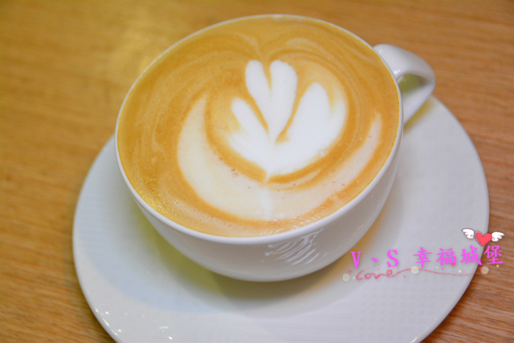 【台北美食】松山運動美式餐廳  Dreamer 38 ~ 一個擁有美食饗宴及運動熱情的餐廳，貼心設有不被打擾的VIP室