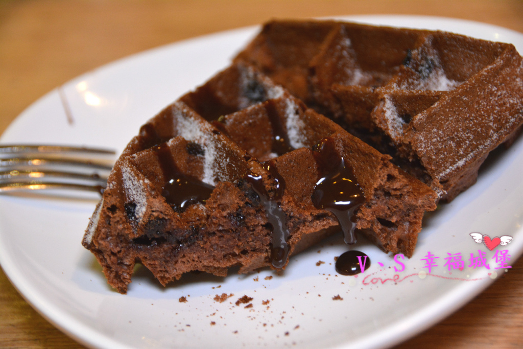 【台北美食】松山運動美式餐廳  Dreamer 38 ~ 一個擁有美食饗宴及運動熱情的餐廳，貼心設有不被打擾的VIP室