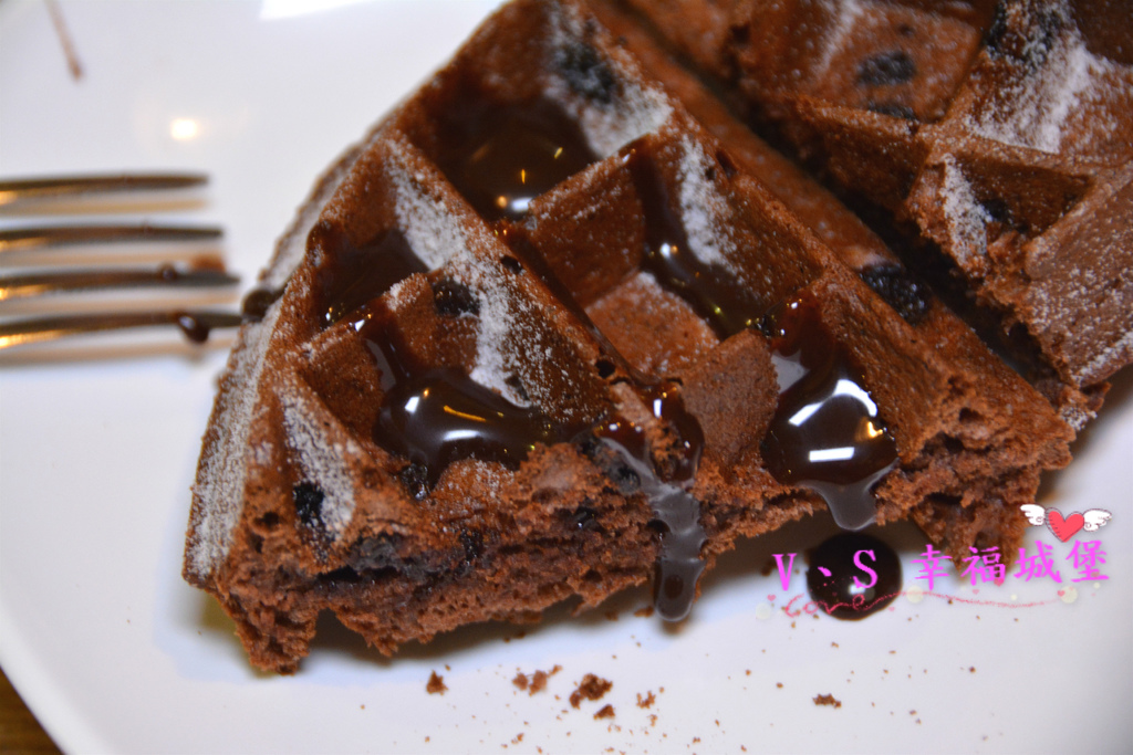 【台北美食】松山運動美式餐廳  Dreamer 38 ~ 一個擁有美食饗宴及運動熱情的餐廳，貼心設有不被打擾的VIP室